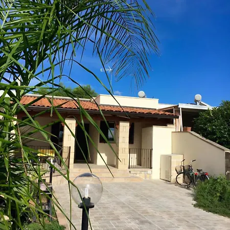 Dimora Sabbia E Mare 2 Σπίτι διακοπών *